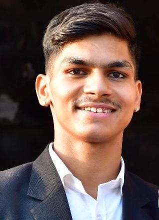  वेस्ट जोन बास्केटबॉल टीम में चयन होने पर खुशी जताई।