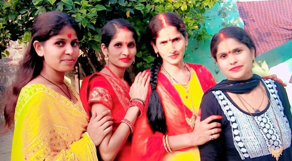 रथ पर होकर सवार सूर्य देव आए आपके द्वार:समाज सेविका किरण सिंह 1 img 20241108 wa00346447753527854170816