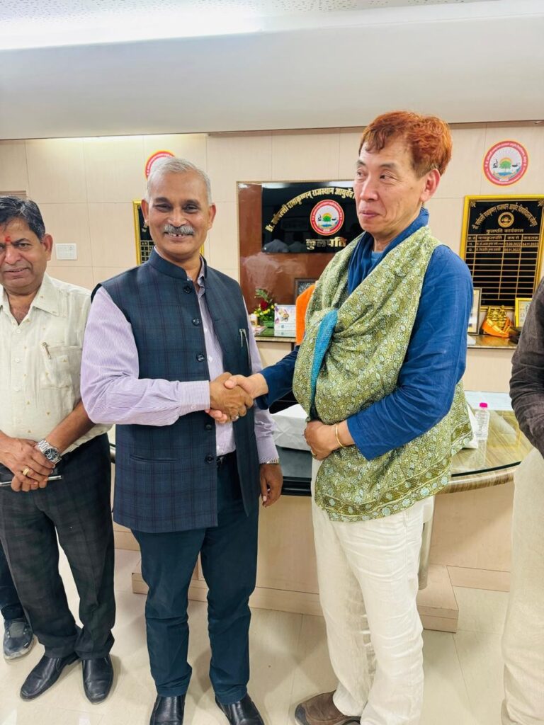 जापान से पधारे पावणो ने पंचकर्म एक्सीलेंस सेंटर का किया भ्रमण। 1 img 20241112 wa00624927177349307251948