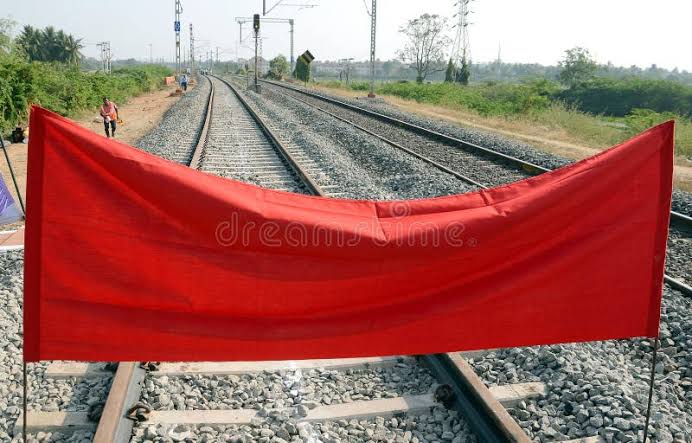 ट्रेफिक ब्लॉक के कारण रेल यातायात प्रभावितदिल्ली-जैसलमेर रेलसेवा मार्ग परिवर्तित रहेगी