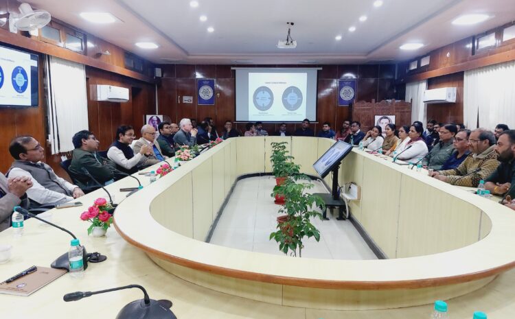  रेल कर्मियों को दिए तनाव मुक्त रहने के टिप्स | मंडल कार्यालय पर रेल कर्मियों के लिए स्ट्रेस मैनेजमेंट शिविर का आयोजन